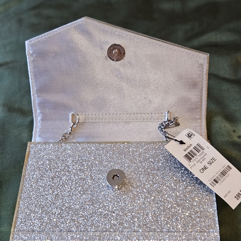 Silver INC Clutch
